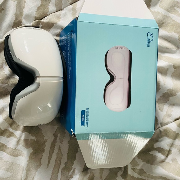 New massagers for feel, eye ,shoulders - Picture 5 of 6